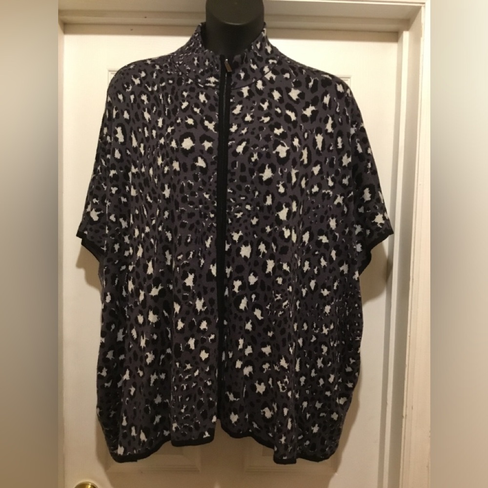 Animal Print Cape with Zipper